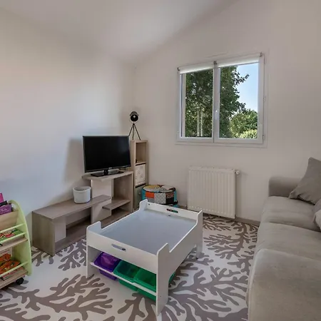 Casa de Férias Maison Familiale Pour 8 Pers - 400m De La Pornic