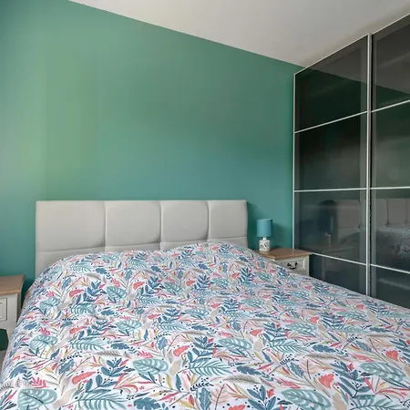 Holiday home Maison Familiale Pour 8 Pers - 400m De La