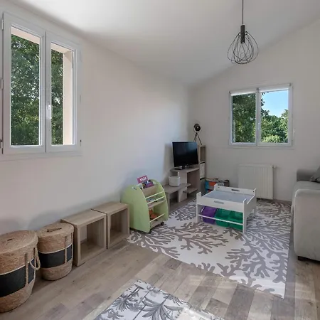 Casa de Férias Maison Familiale Pour 8 Pers - 400m De La Pornic