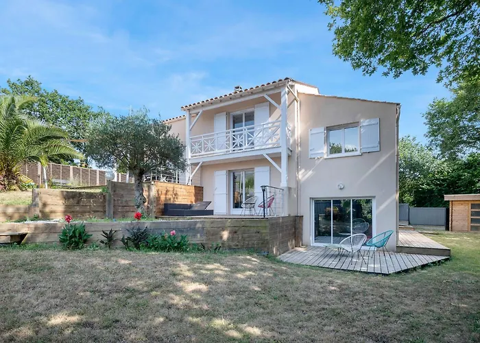 Maison Familiale Pour 8 Pers - 400m De La Holiday home